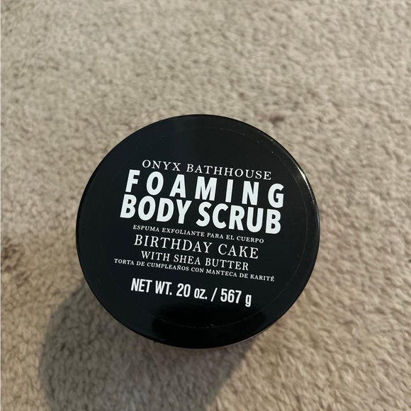 Onyx Bathhouse Birthday Cake Body Scrub - Picture 4 of 5